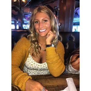 Meet your Posher, Nicole